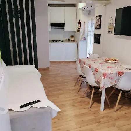 Lägenhet Controvento Ii La Spezia